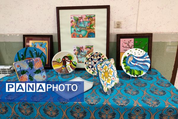 نمایشگاه هنرهای دستی دانش‌آموزان در کانون فرهنگی، تربیتی عصمت اردبیل 