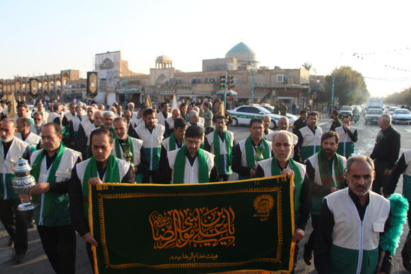 کاروان نمادین حضور امام رضا (ع) در یزد