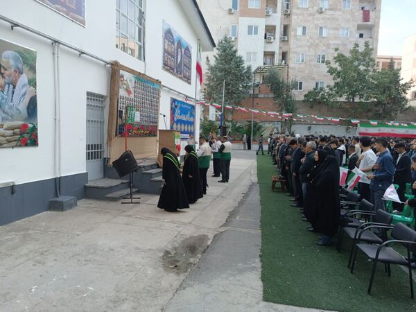 هفته دفاع مقدس سند افتخار ایران اسلامی و تداوم راه شهدا
