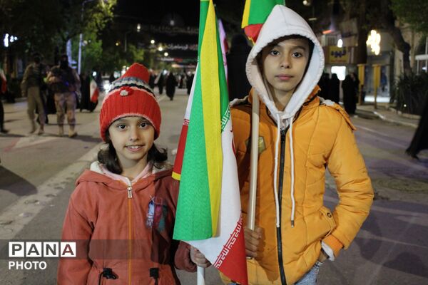اجتماع مردمی بیعت با رهبر انقلاب در نیشابور 