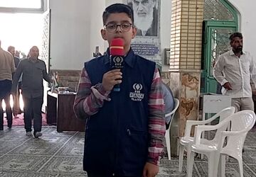 برگزاری میز خدمت هفته دولت در نماز جمعه شهر جعفریه قم