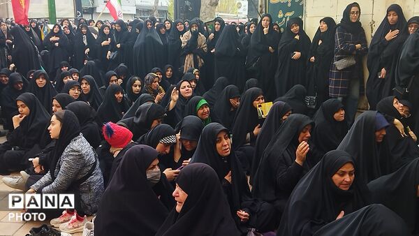 شهر نیشابور مشکی پوش شدـ۳