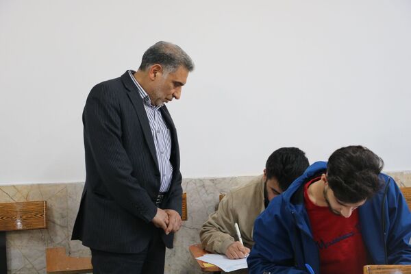 بازدید از حوزه‌های آزمون نهایی دی ماه پایه دوازدهم ناحیه ۶ مشهد