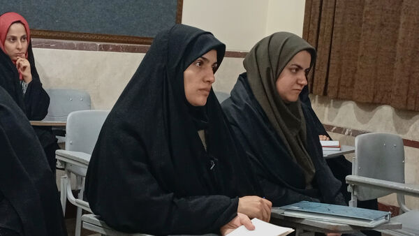 سلسله جلسات مهارت‌های ارتقایی طرح نماد ویژه مدارس ناحیه یک یزد