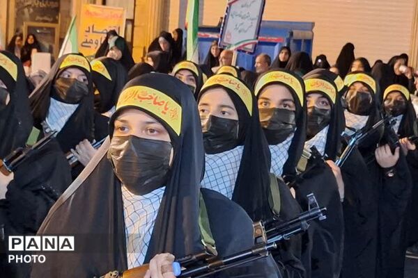 حضور باشکوه بانوان در رژه جانفدایان ایران