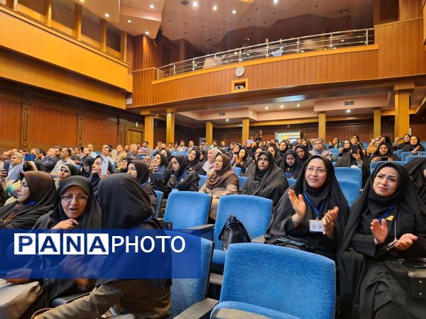 همایش مدیران دبیرستان های شبانه روزی دوره دوم متوسطه نظری کشور