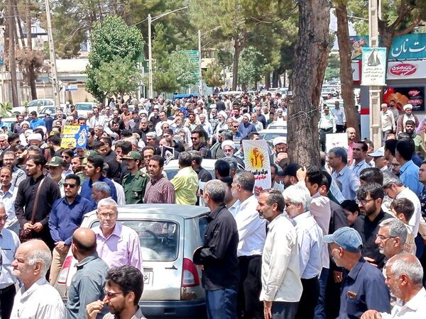 مشت هایی که انتقام را صدا می‌زند 