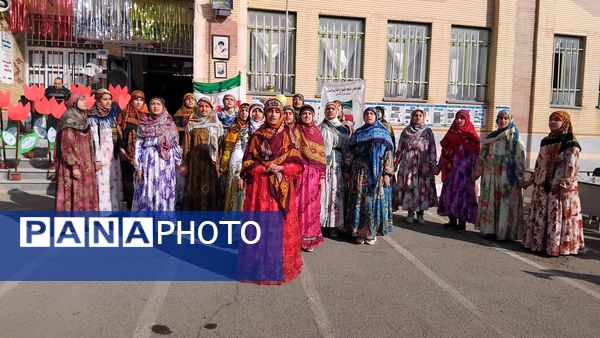 جشن بزرگ دانش‌آموزی فجر انقلاب اسلامی  در اهر