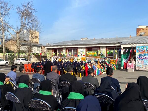 جشن باشکوه انقلاب و ایرانمون