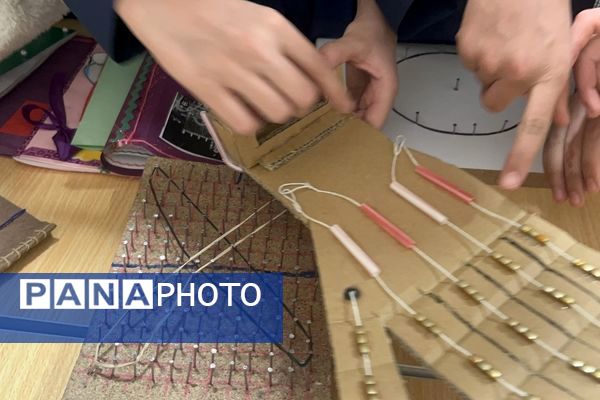 برپایی نمایشگاه بازی، یادگیری و خلاقیت در آموزشگاه مهین بانو علاقبند ملارد