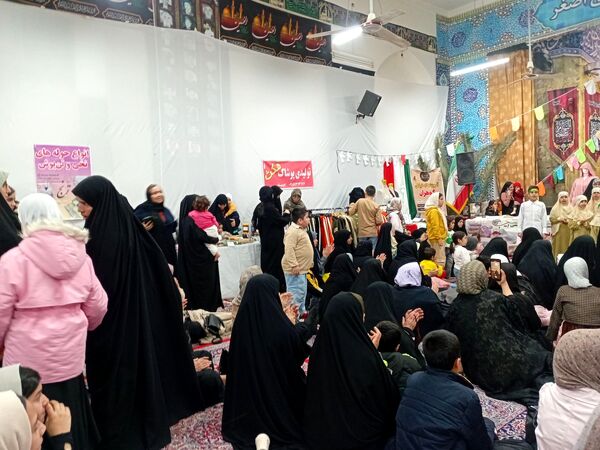 بازارچه محصولات خانگی در شهرستان خلیل آباد 