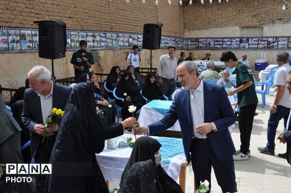 پیوند قلب‌ها در خانه جوان بخش لاران؛ بزرگداشت روز سالمند