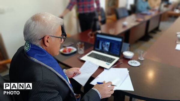 نشست مجازی کارکنان در سالروز تاسیس سازمان دانش آموزی 