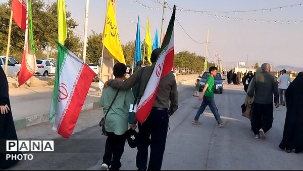 خدمت‌رسانی تنورخانه سنتی ایران در جشن غدیر جمکران