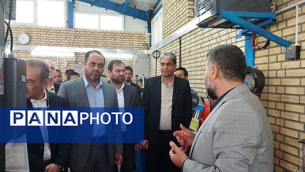 آیین افتتاحیه کارگاه و زمین چمن هنرستان تخصصی خودرو برادران نیشابور 