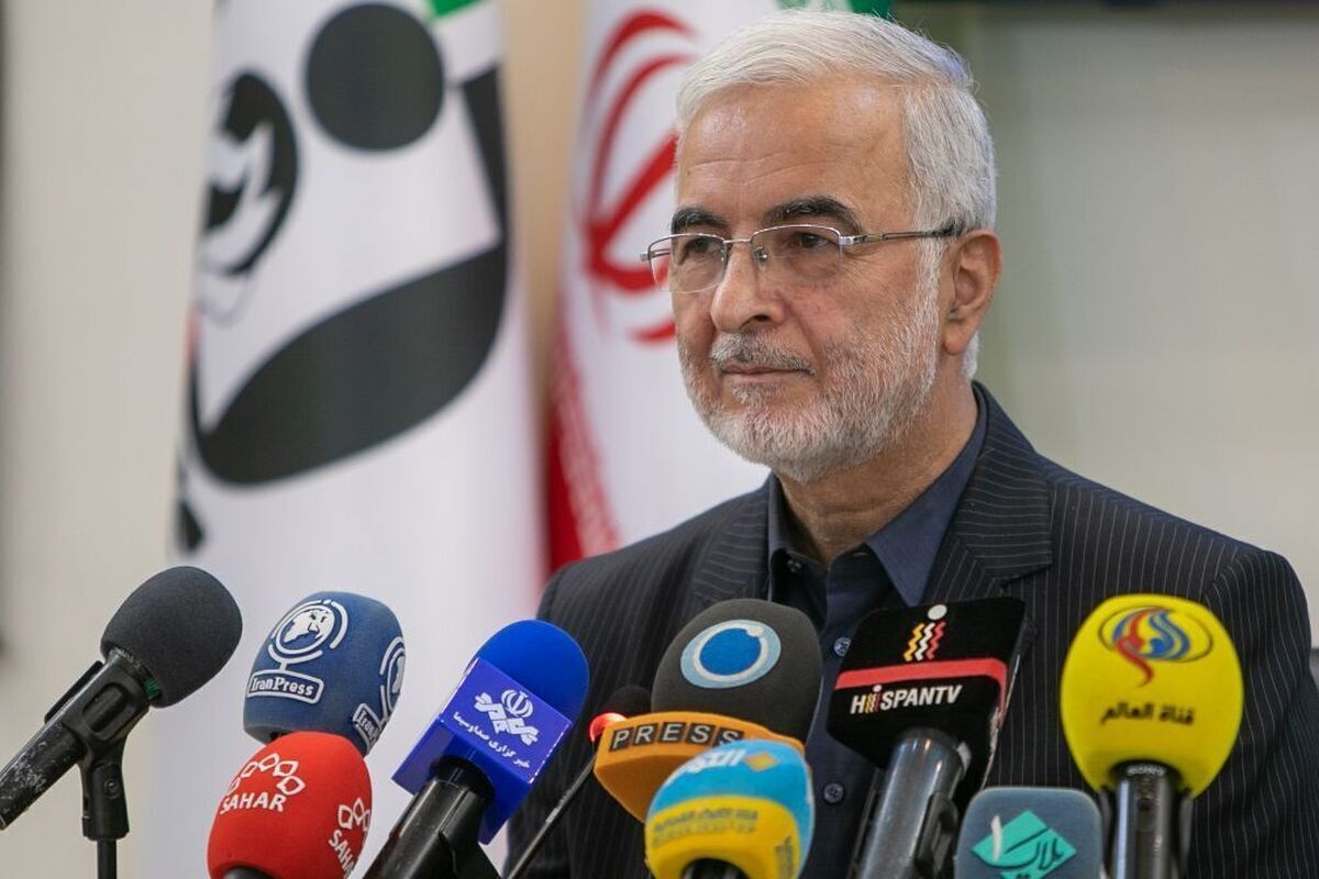 مومنی: وزارت کشور باید طلایه‌دار اتحاد و انسجام داخلی باشد
