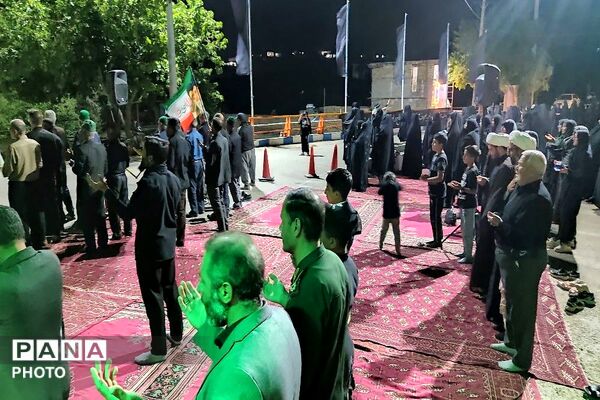 نوجوانان عاشورایی در حرم شاهچراغ(ع) - 3