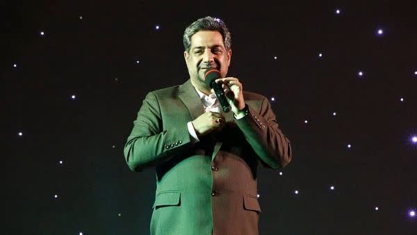 افتخارم این است از آب و خاک شهید نیما کریمی هستم