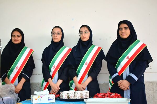 یادواره «لاله‌های روشن» در جم؛ بزرگداشت دانش‌آموز شهید حسین صافی در ریحانه‌النبی