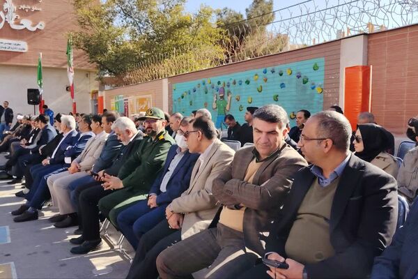 آیین نواختن گلبانگ انقلاب اسلامی با حضور استاندار فارس