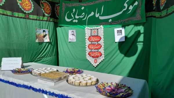 برپایی موکب ایام عزاداری فاطمیه در دبیرستان صدرا یزد