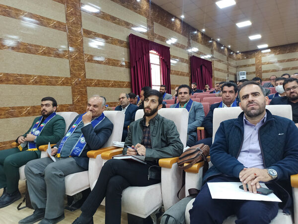 نشست هم‌اندیشی مسئولان سازمان دانش‌آموزی نواحی و مناطق استان فارس