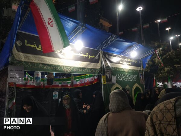 موکب‌ها در تجمعات شبانه میدان‌دار بودند