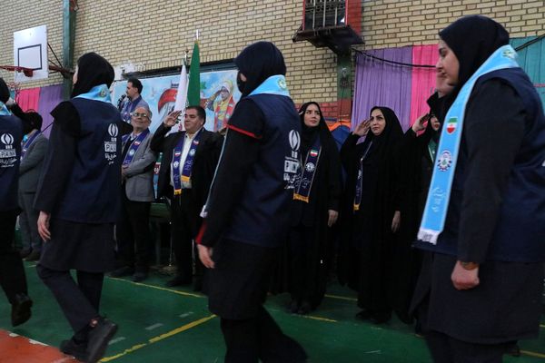 بهارستان دو صحنه همفکری، همدلی و همکاری پیشتازان در همایش یاوران انقلاب