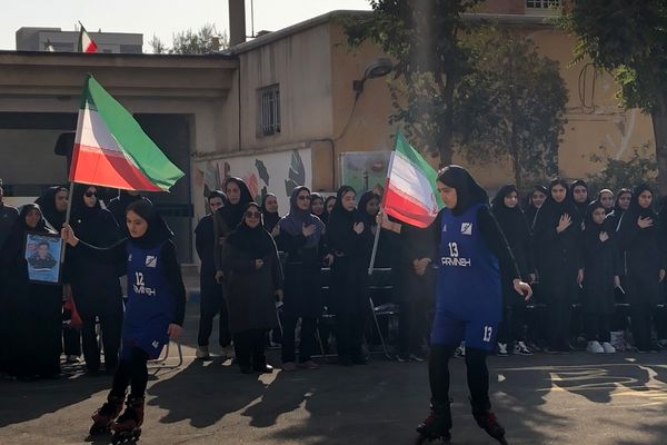 زنگ تحرک و تندرستی در آموزشگاه آرمینه مصلی نژاد ناحیه دو شهرری 