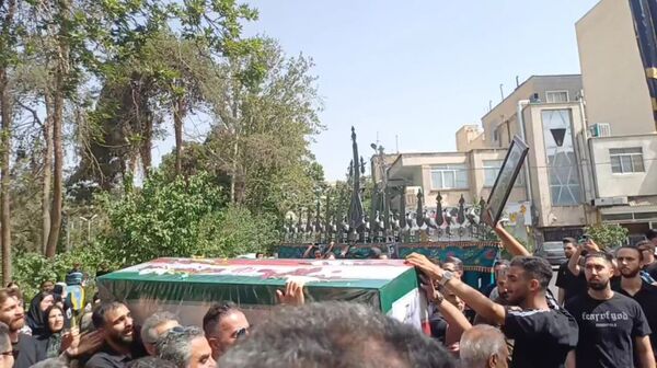 تشییع پیکر مطهر سرباز سرافراز وطن، شهید رامین شاه آبادی 