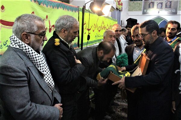 گرامیداشت یاد و خاطره ۱۵ شهید والامقام روستای مومن آباد قم