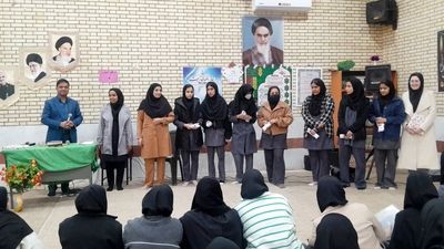 جشن زیبا و معنوی در دبیرستان دخترانه فاطمیه