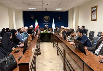 دیدار مدیران رادیو قرآن با جامعه قرآنی استان سمنان؛ تأکید بر حمایت از قاریان جوان