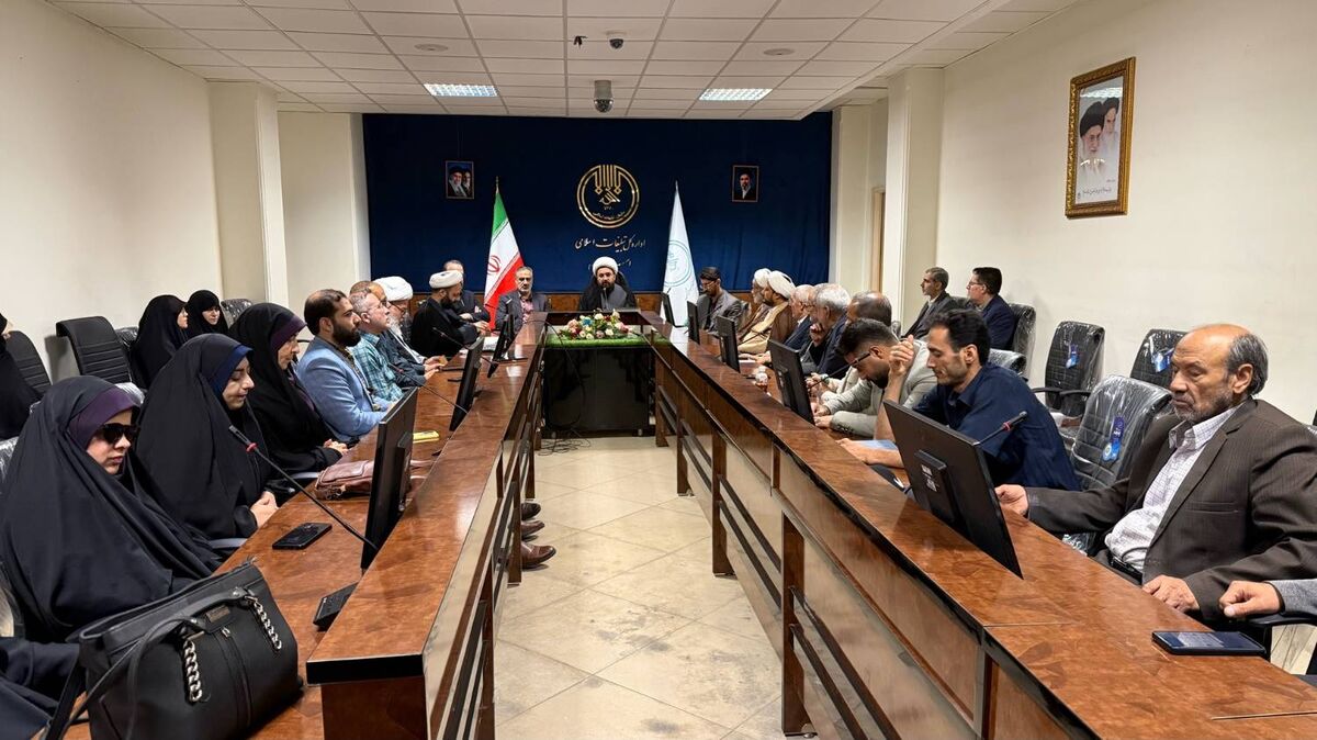 دیدار مدیران رادیو قرآن با جامعه قرآنی استان سمنان؛ تأکید بر حمایت از قاریان جوان
