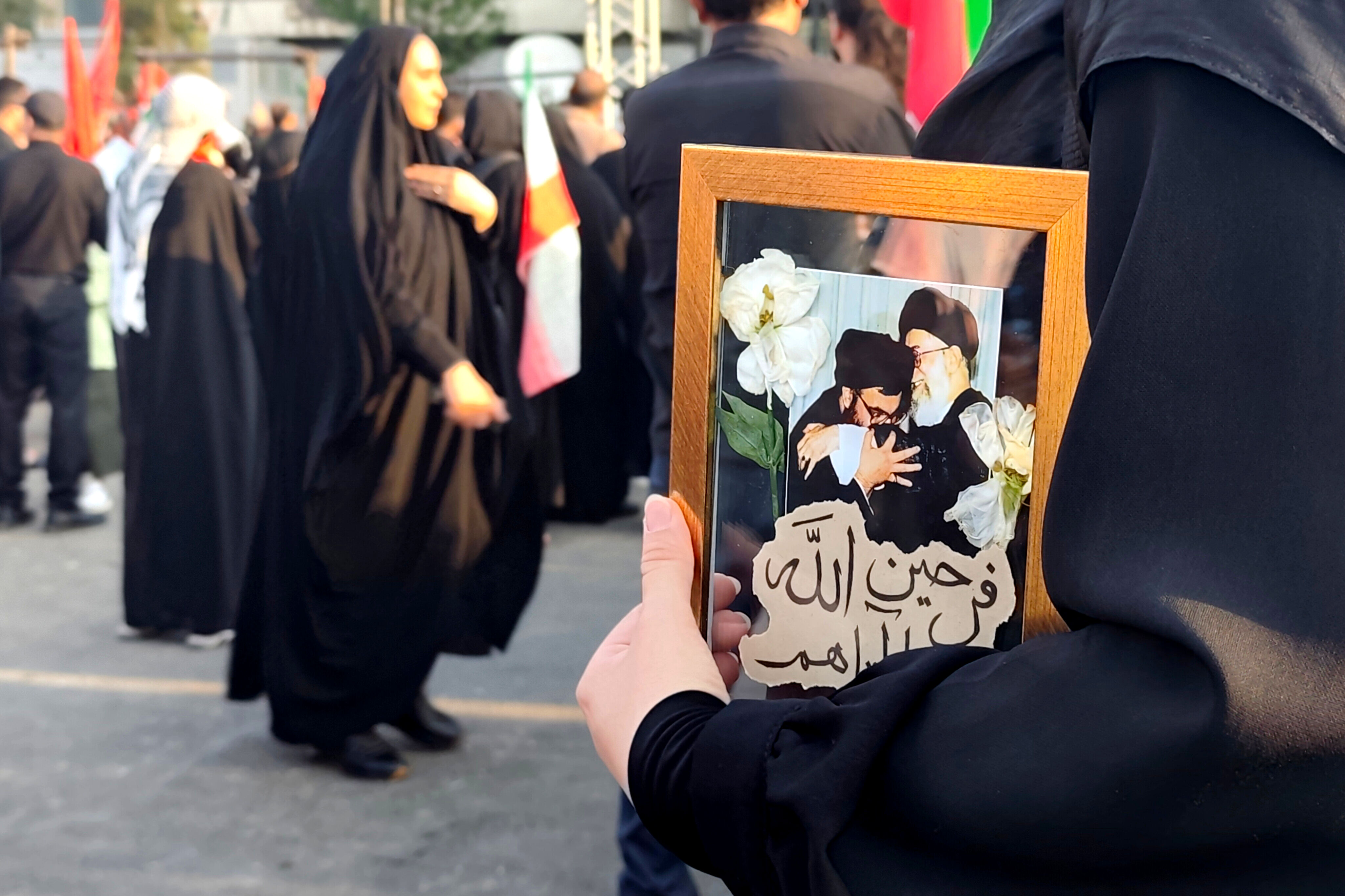 بدرقه حماسی امام شهید در قلب تهران