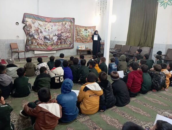 برگزاری صبحگاه مهدویت در مدرسه پیروزی