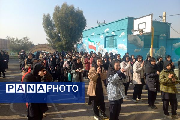 برگزاری جشن میلاد حضرت زهرا(س) و روز مادر در مدارس شهرستان پیشوا