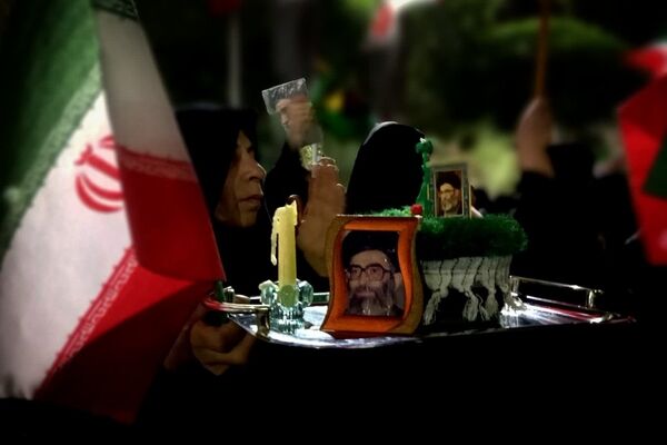 همنشینی اشک و حماسه در میدان شهدای باقرشهر
