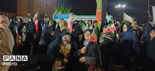 هشتاد و پنجمین شب از حضور پر رنگ مردم مهستان در میدان 