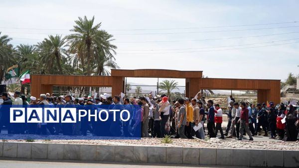 حضور پرشور مردم حاجی‌آباد در راهپیمایی روز قدس