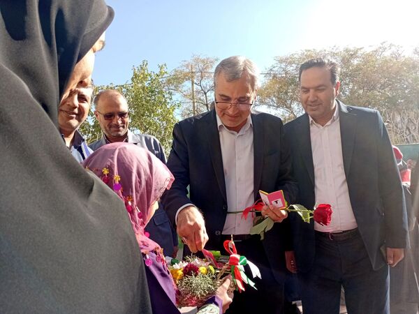 جشن عاطفه‌ها در مشهد برگزار شد