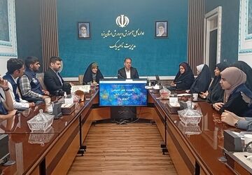 برگزاری جلسه هم اندیشی دانش آموز خبرنگاران پانا با مدیر آموزش و پرورش ناحیه یک و رئیس سازمان دانش آموزی استان یزد