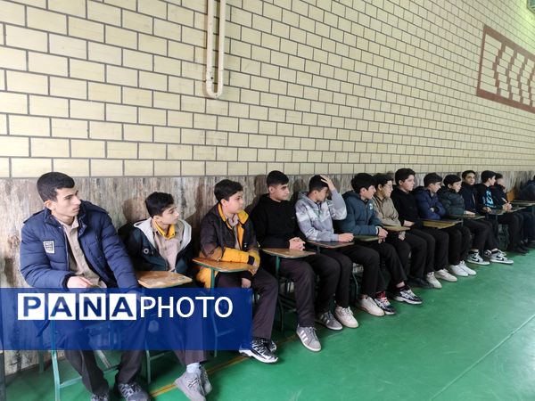 نمایش اقتدار در مدرسه میثم رشت