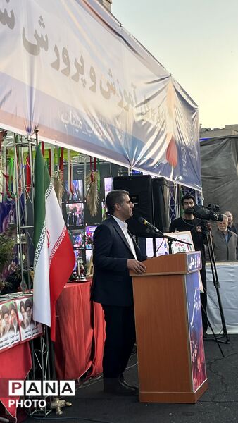 افتتاح غرفه‌هاى «قرار فرهنگی» مناطق ۱۹ گانه تهران