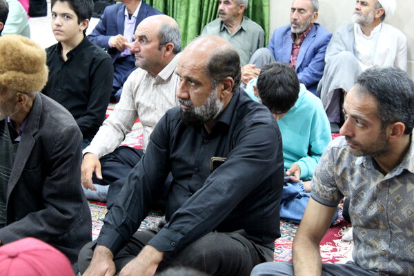 برگزاری مراسم گرامیداشت سالگرد ارتحال امام خمینی (ره) در شهر درق