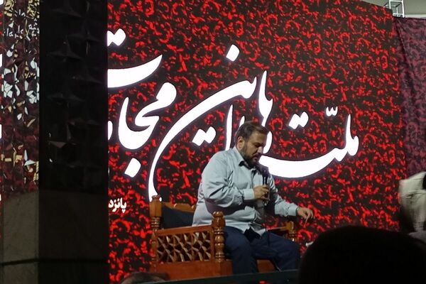 برگزاری یادواره شهدا در مسجد موسی بن جعفر شهرستان فیروزکوه 