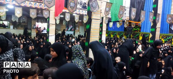 طنین لای‌لای مادران یکن‌آباد در سوگ کوچک‌ترین سرباز کربلا
