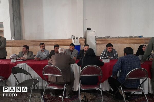 نماز جمعه این هفته قدس با سخنرانی رئیس آموزش و پرورش و برپایی میزهای خدمت
