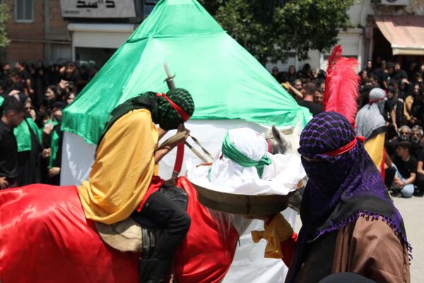 شور حسینی در گلوگاه 