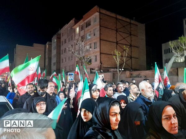 چهل و پنجمین طوفان وفاداری در قلب کرج